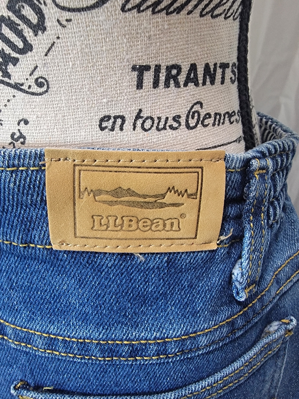 L.L. Bean Women's High Waisted Strech Waist Mom Denim Jeans - Picture 3 of 9
